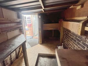 Shed- click for photo gallery